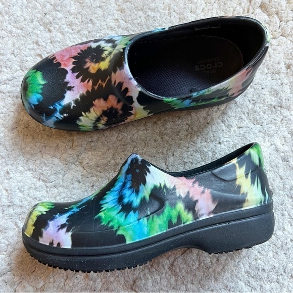 Crocs: Multicolored Tie Dye Swirl Neria Pro II Slip On Clogs Size 6 - Picture 1 of 9
